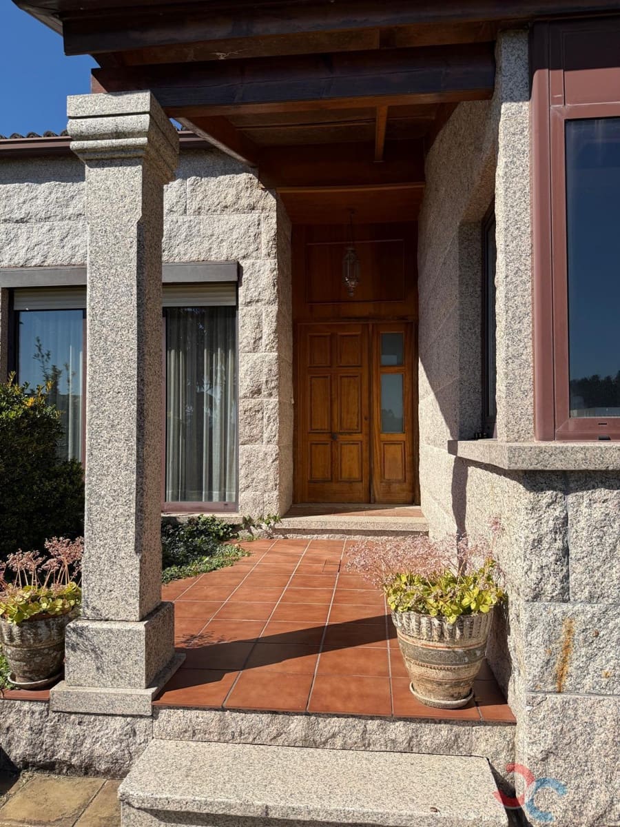 4 quarto Moradia para venda em Pontevedra cidade com garagem - 495 000 € (Ref: 8953813)