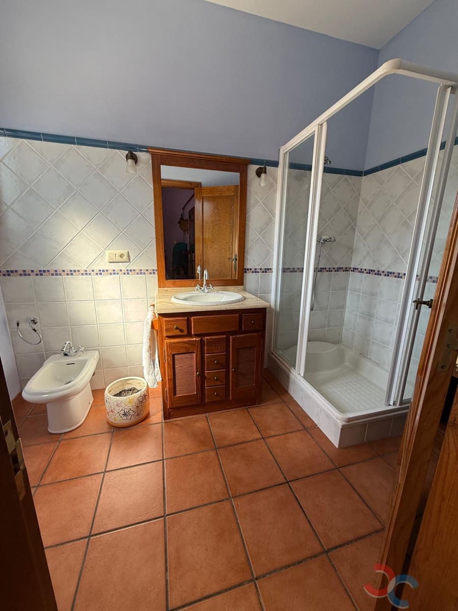 4 quarto Moradia para venda em Pontevedra cidade com garagem - 495 000 € (Ref: 8953813)