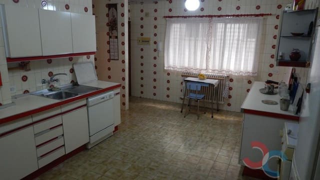 4 soveværelse Lejlighed til salg i Pontevedra by - € 360.000 (Ref: 9017200)