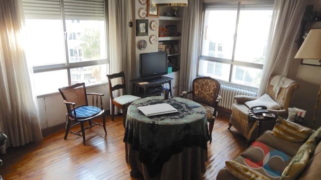 4 soveværelse Lejlighed til salg i Pontevedra by - € 360.000 (Ref: 9017200)