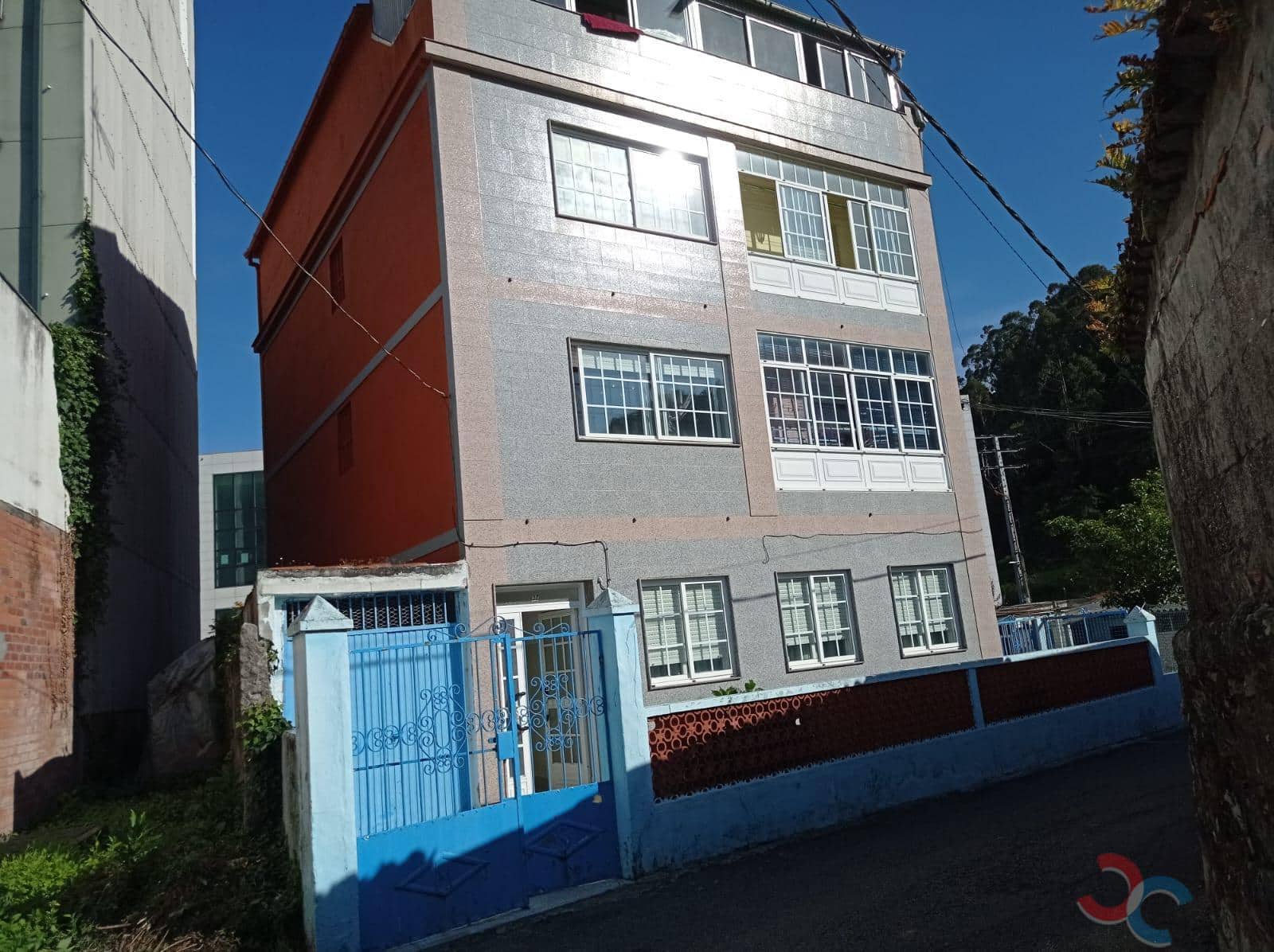 Commercial for sale in Marin - € 350,000 (Ref: 9026127)