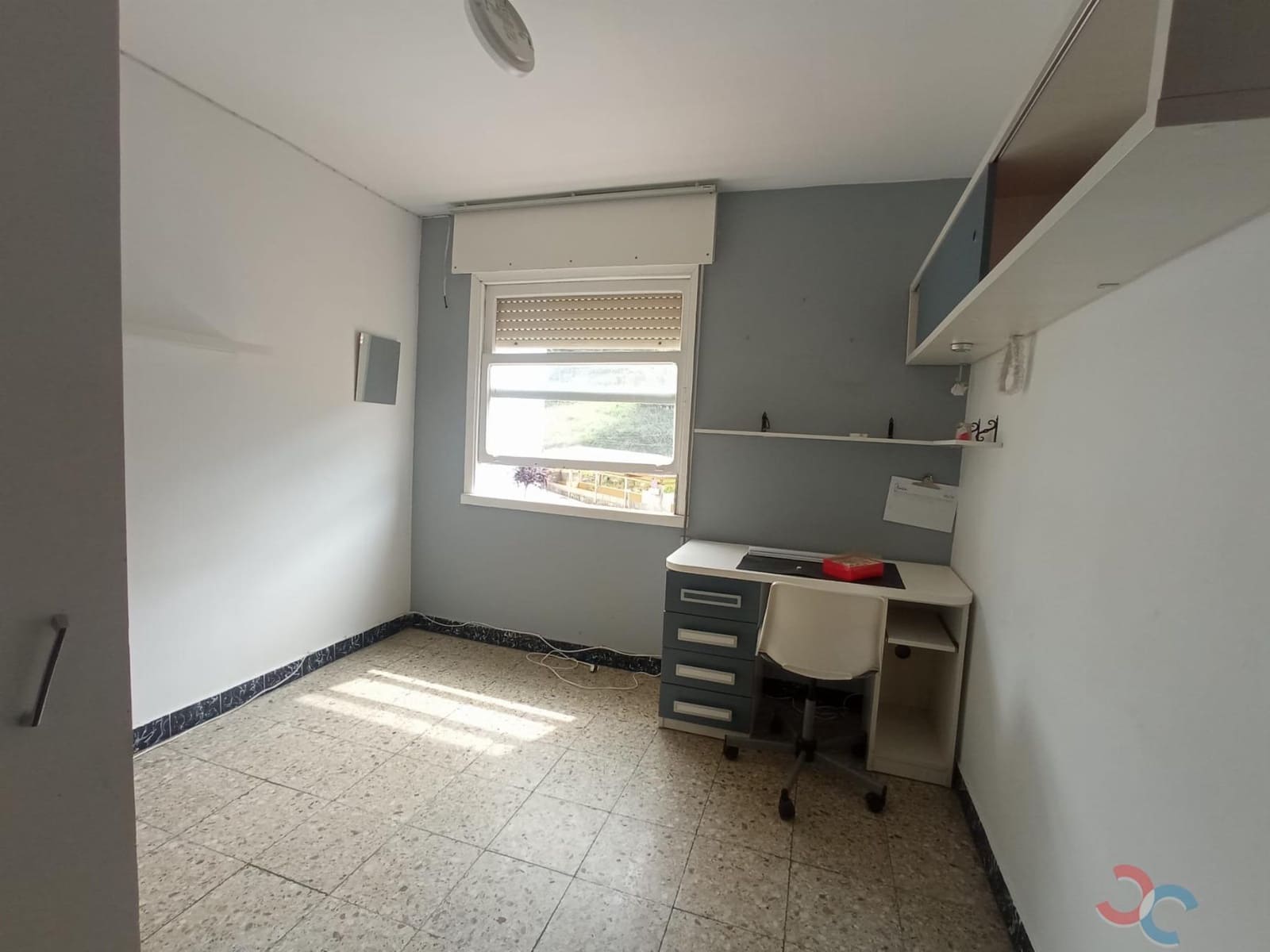 Commercial for sale in Marin - € 350,000 (Ref: 9026127)