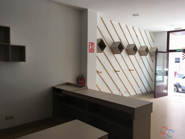 4 bedroom Commercial for sale in Moraña - € 60,000 (Ref: 9057439)