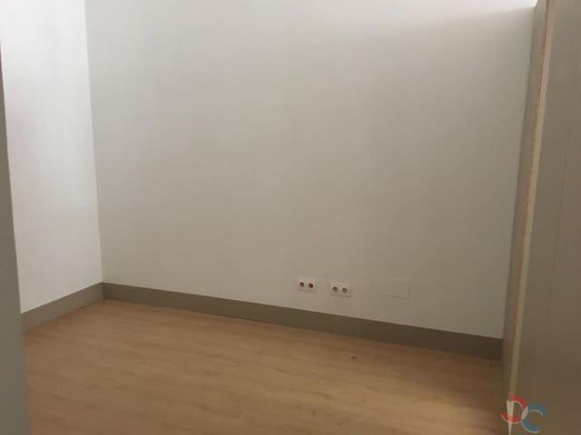 4 bedroom Commercial for sale in Moraña - € 60,000 (Ref: 9057439)