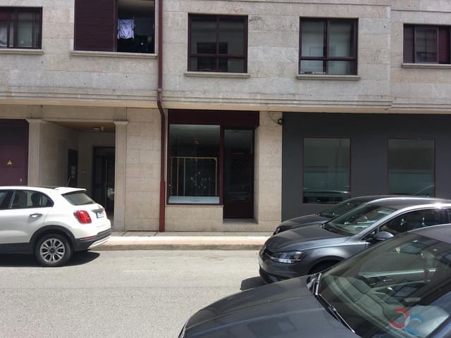 4 bedroom Commercial for sale in Moraña - € 60,000 (Ref: 9057439)