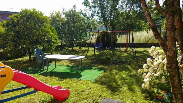 4 bedroom Finca/Country House for sale in Pontevedra city with garage - € 475,000 (Ref: 9098976)