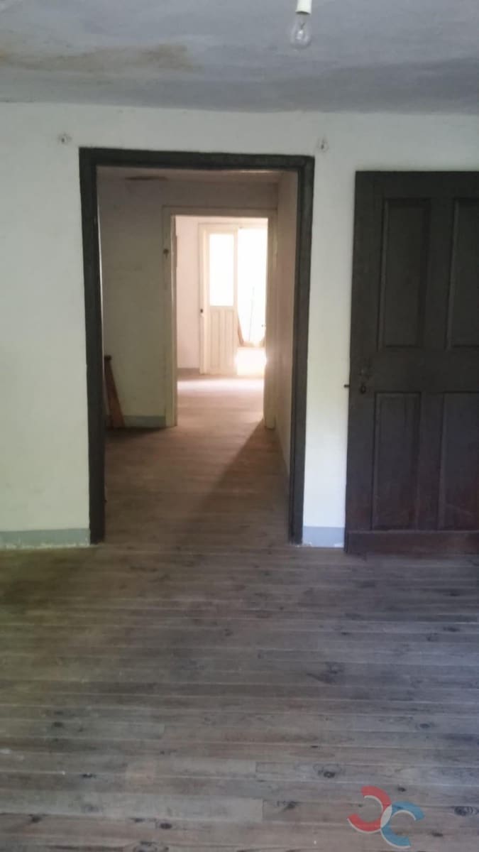 Ruin til salg i Ourense by - € 195.000 (Ref: 9109837)