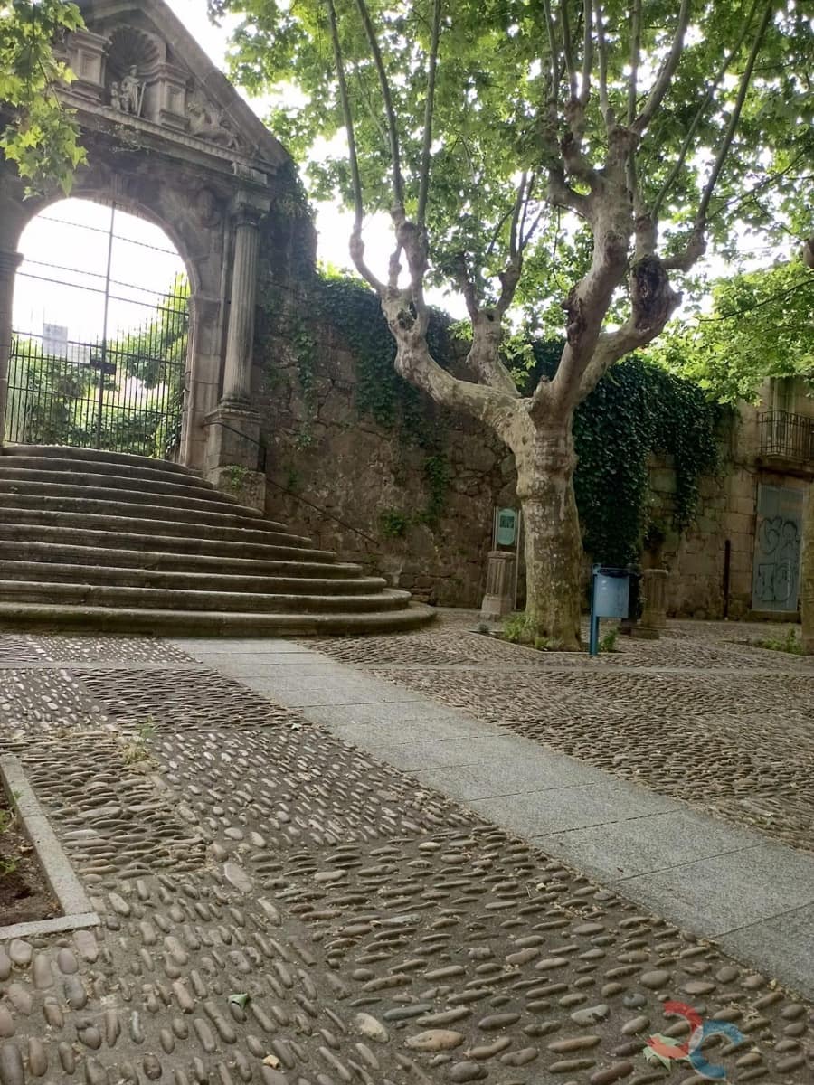 Ruin til salg i Ourense by - € 195.000 (Ref: 9109837)