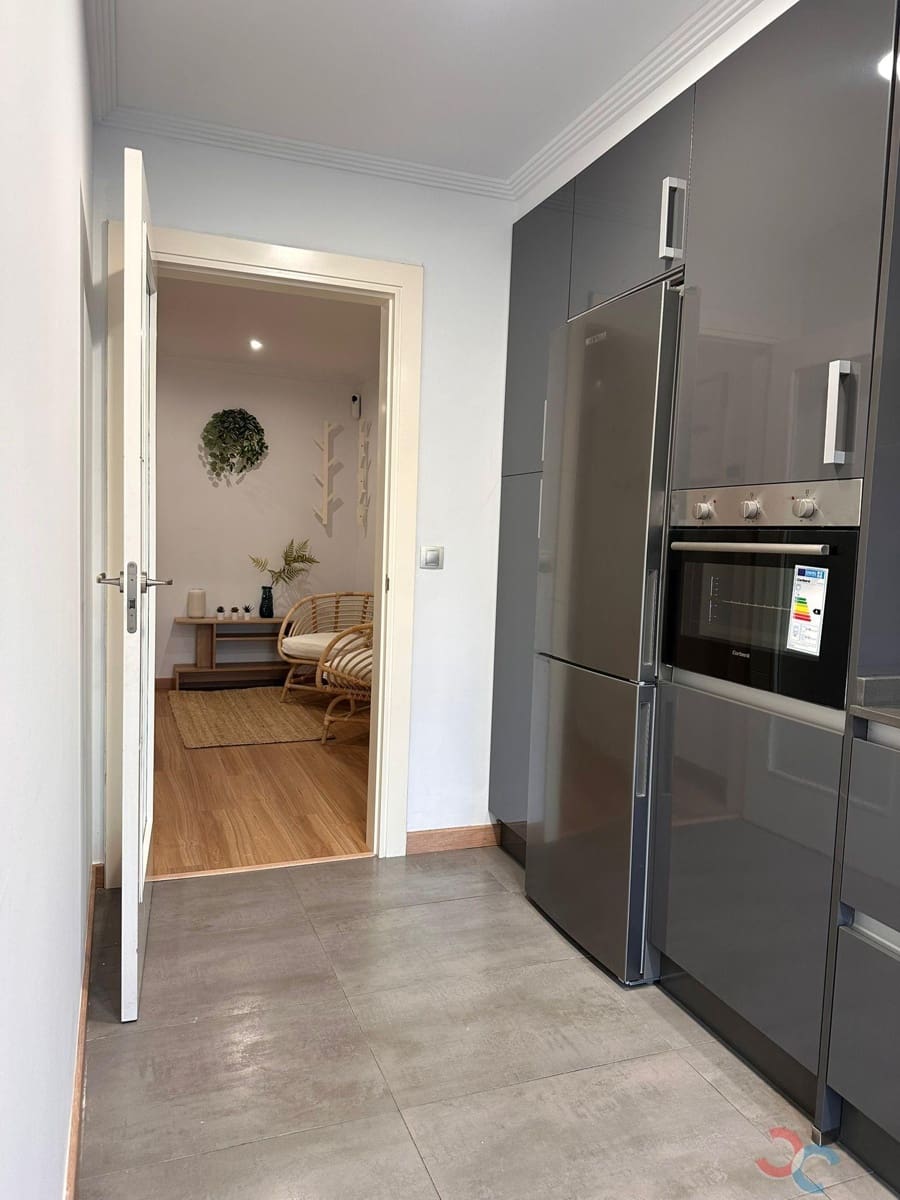 2 soveværelse Lejlighed til salg i Marin med swimmingpool garage - € 250.000 (Ref: 9136336)