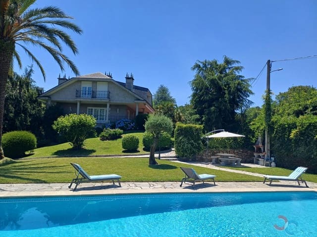 5 makuuhuone Huvila myytävänä paikassa Vilagarcía de Arousa mukana 
autotalli - 880 000 € (Ref: 9136979)