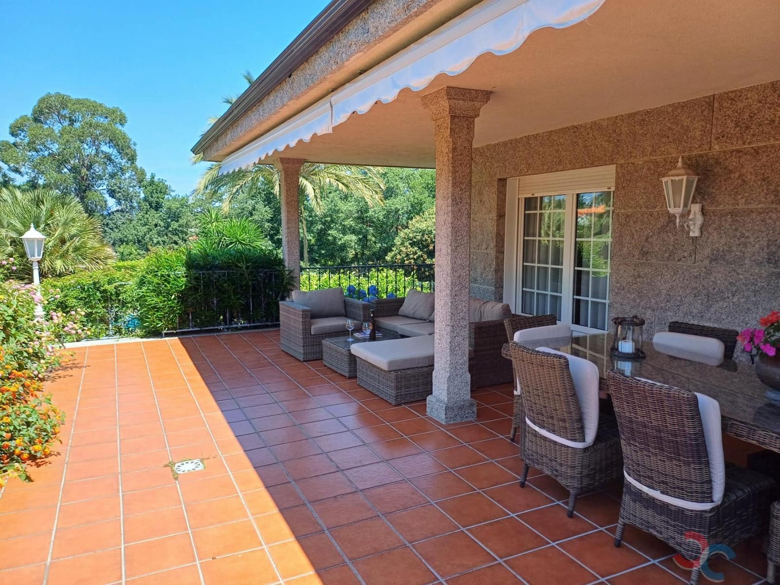 5 camera da letto Villa in vendita in Vilagarcia de Arousa con garage - 880.000 € (Rif: 9136979)