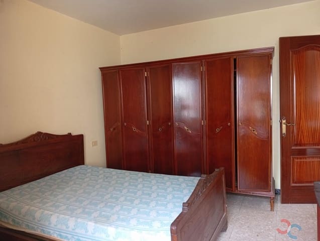 Casa de 3 habitaciones en Marín en venta - 90.000 € (Ref: 9176386)