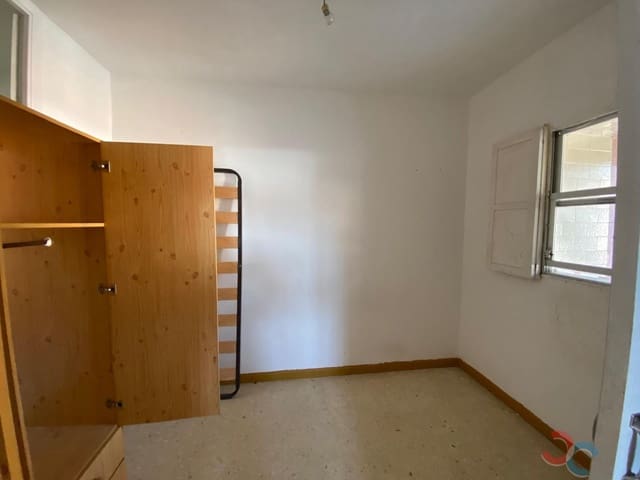 5 bedroom Finca/Country House for sale in Pontevedra city - € 175,000 (Ref: 9186287)