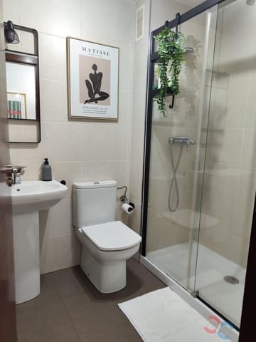 3 bedroom Flat for rent in Marín with garage - € 850 (Ref: 9269313)