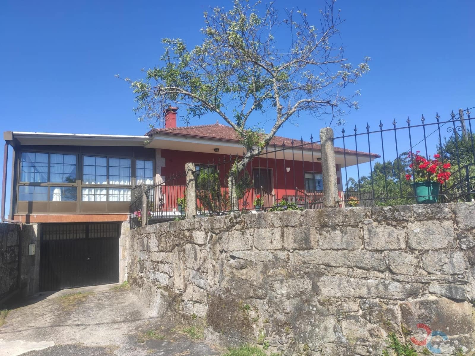 4 bedroom Finca/Country House for sale in Ponte-Caldelas with garage - € 375,000 (Ref: 9294086)