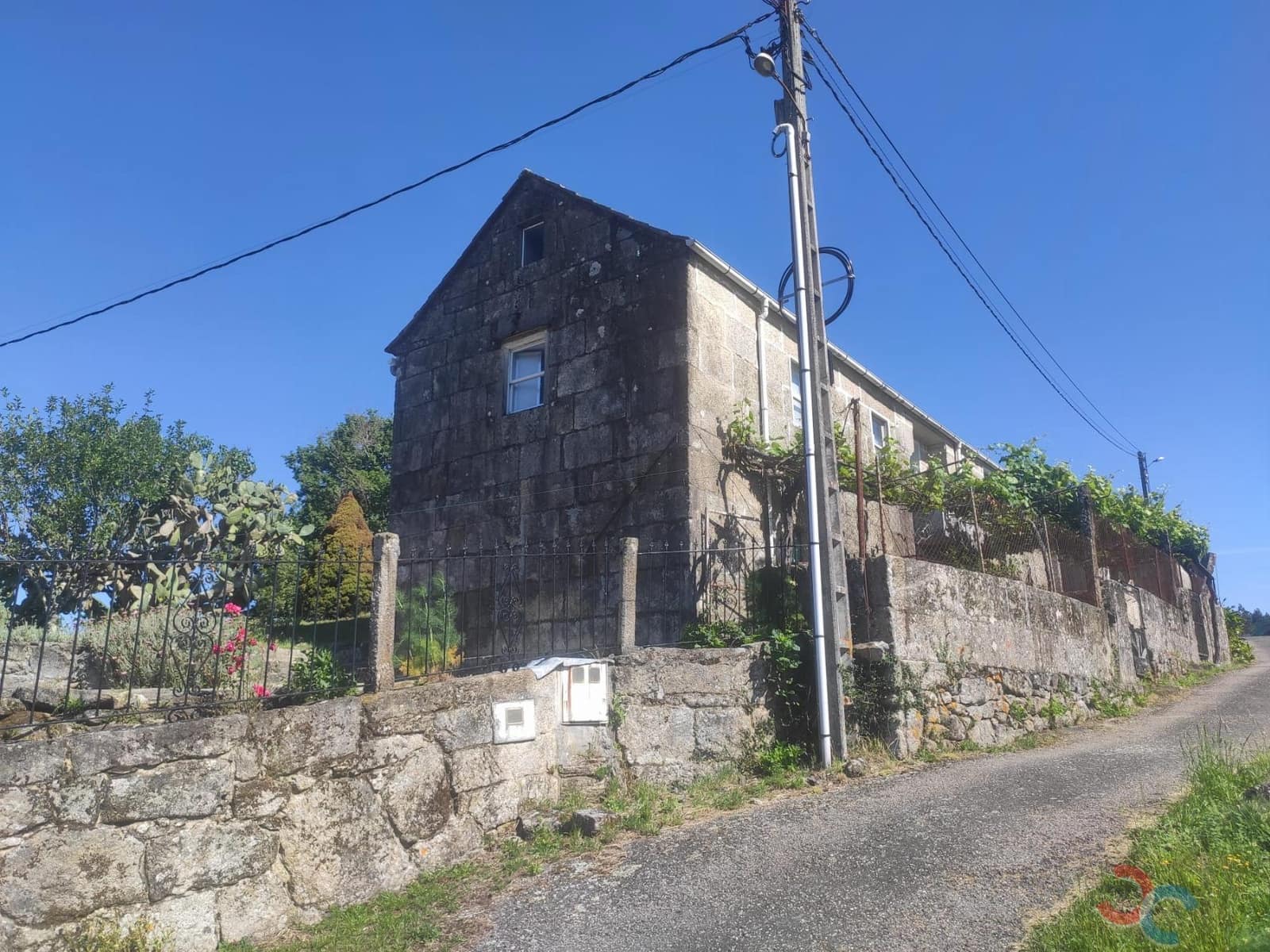 4 bedroom Finca/Country House for sale in Ponte-Caldelas with garage - € 375,000 (Ref: 9294086)