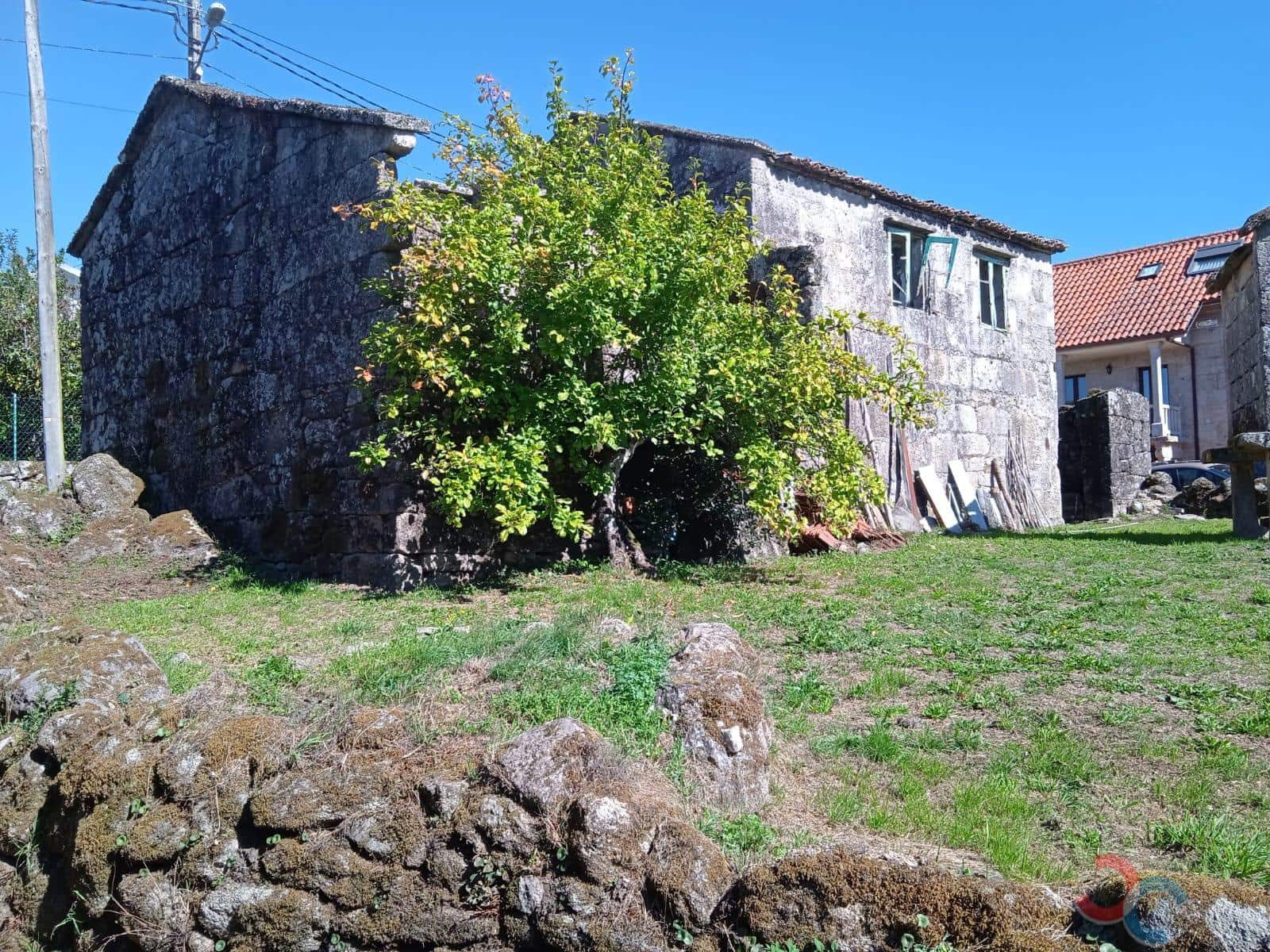 2 bedroom Finca/Country House for sale in Marin - € 70,000 (Ref: 9302031)