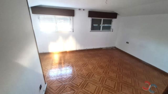 3 slaapkamer Penthouse te koop in Poio met garage - € 140.000 (Ref: 9307276)