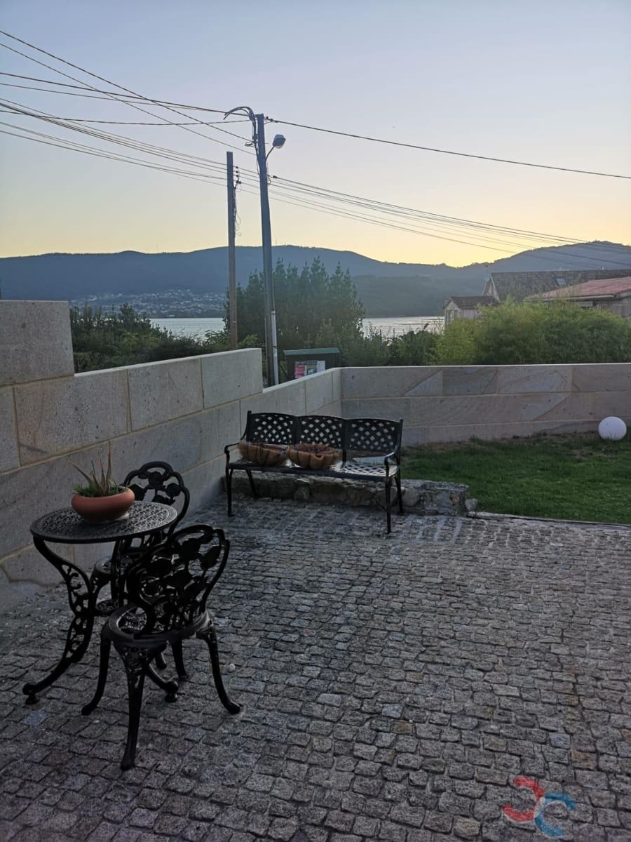 4 sovrum Villa till salu i Redondela med pool garage - 400 000 € (Ref: 9348735)