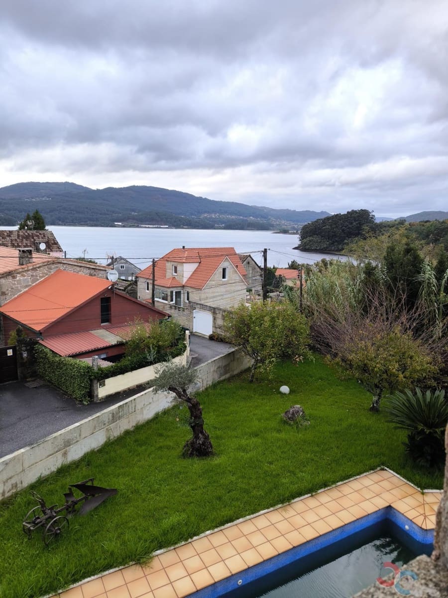4 sovrum Villa till salu i Redondela med pool garage - 400 000 € (Ref: 9348735)