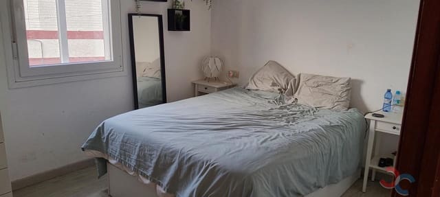 3 bedroom Villa for sale in Pontevedra city with garage - € 200,000 (Ref: 9367217)