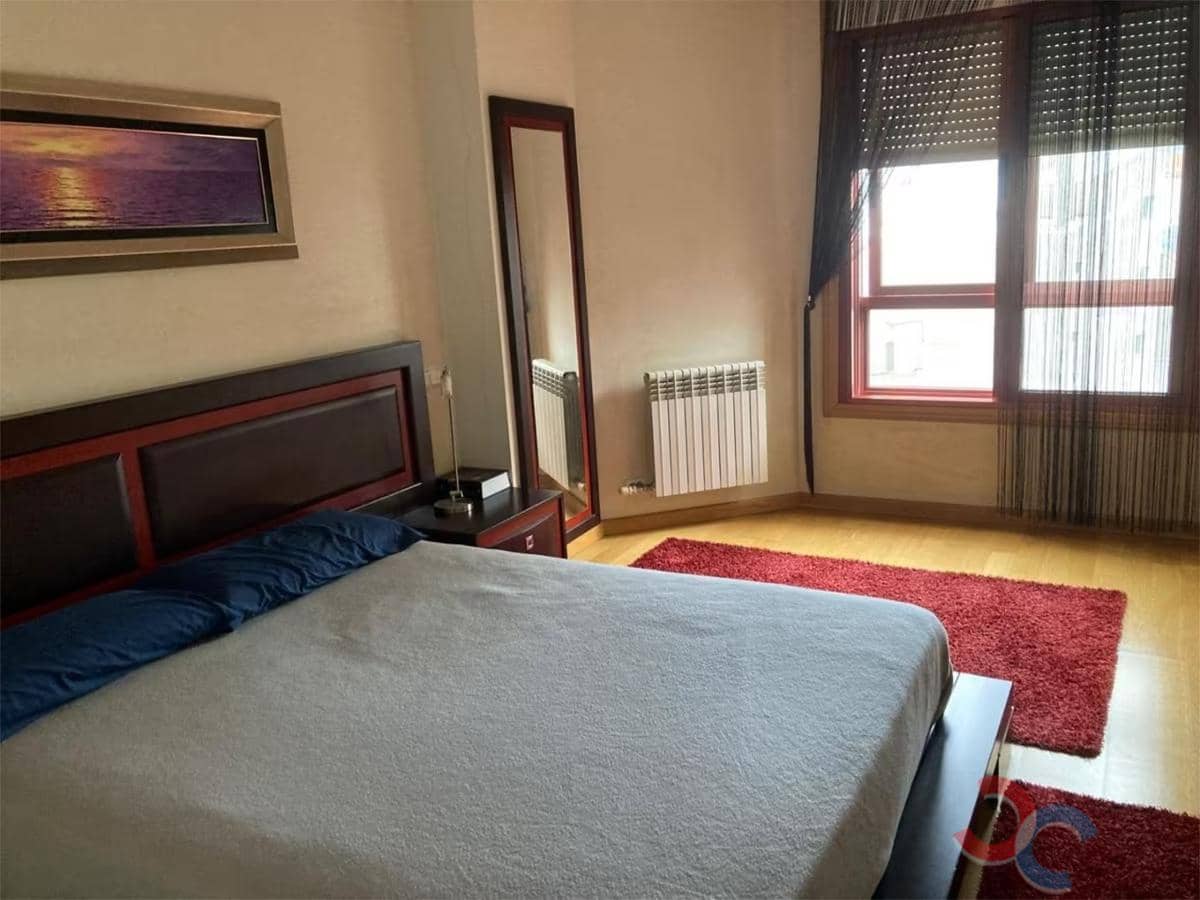 3 slaapkamer Flat te koop in Pontevedra stad - € 565.000 (Ref: 9386659)