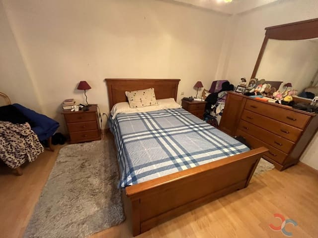 4 bedroom Townhouse for sale in Marín - € 165,000 (Ref: 9389854)