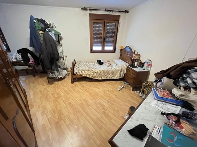 4 bedroom Townhouse for sale in Marín - € 165,000 (Ref: 9389854)