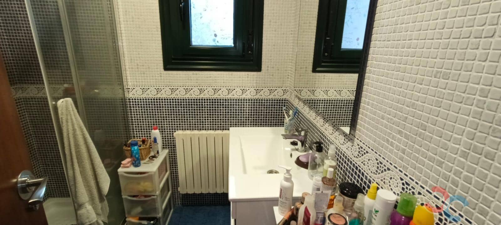 4 bedroom Finca/Country House for sale in Pontevedra city - € 275,000 (Ref: 9400224)