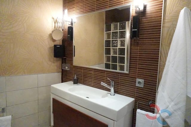 2 soverom Leilighet til salgs i Pontevedra by med garasje - € 242 000 (Ref: 9405922)