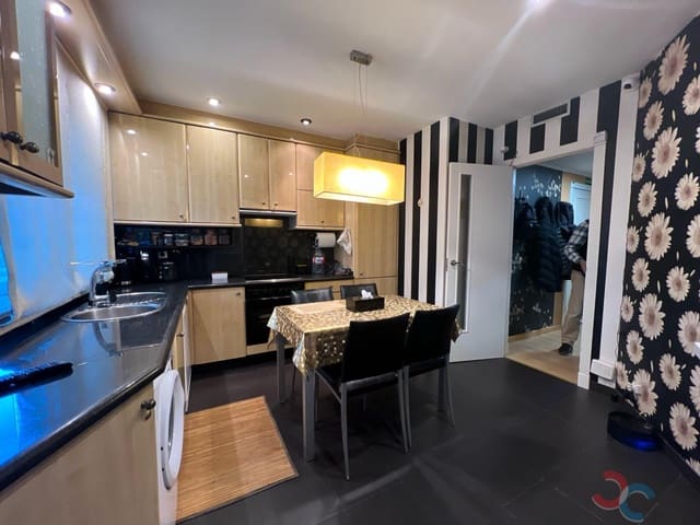 2 sypialnia Mieszkanie na sprzedaż w Miasto Pontevedra z garażem - 245 000 € (Ref: 9405922)