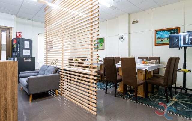 9 sovrum Hotell till salu i Marín - 850 000 € (Ref: 9460775)