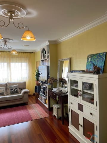 Piso de 3 habitaciones en Marín en venta con garaje - 230.000 € (Ref: 9500686)