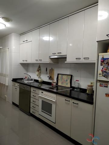 Piso de 3 habitaciones en Marín en venta con garaje - 230.000 € (Ref: 9500686)