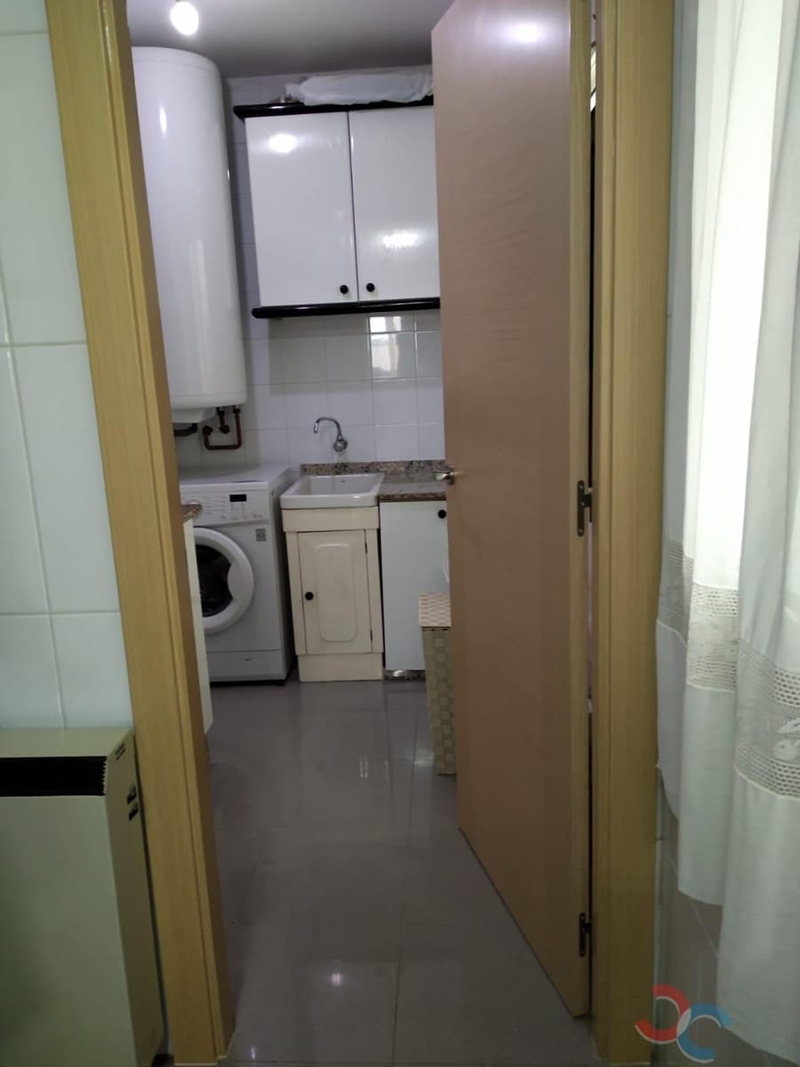 Piso de 3 habitaciones en Marín en venta con garaje - 230.000 € (Ref: 9500686)