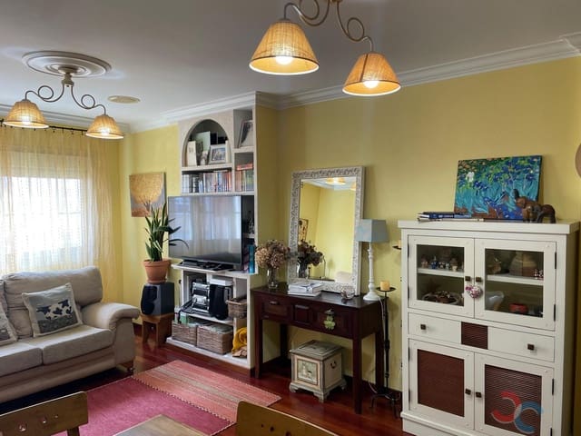 Piso de 3 habitaciones en Marín en venta con garaje - 230.000 € (Ref: 9500686)