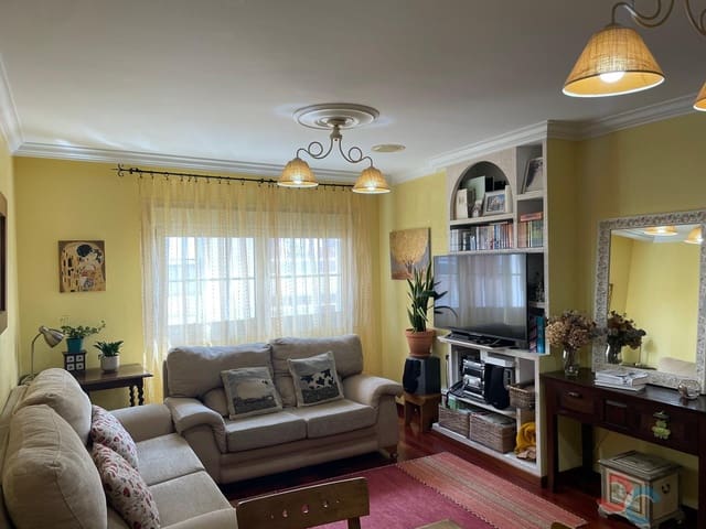 Piso de 3 habitaciones en Marín en venta con garaje - 230.000 € (Ref: 9500686)