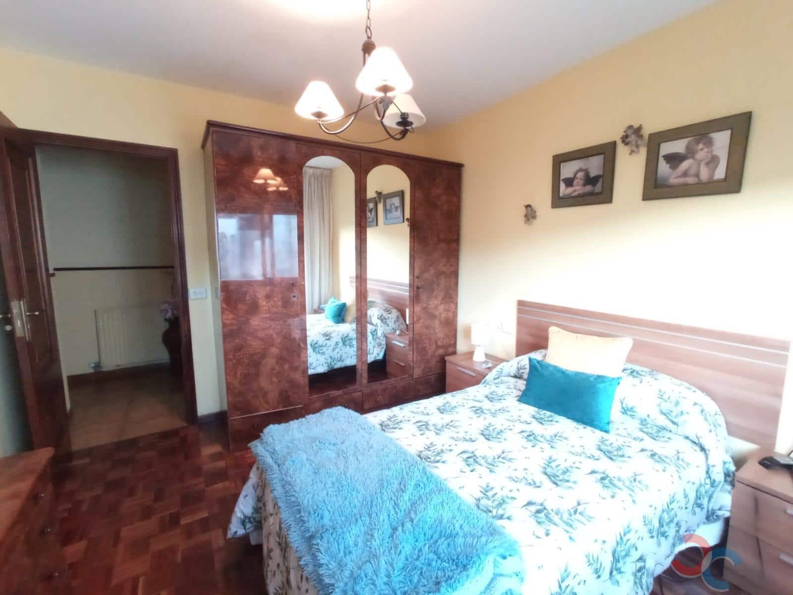 3 slaapkamer Flat te koop in Marin - € 185.000 (Ref: 9670871)