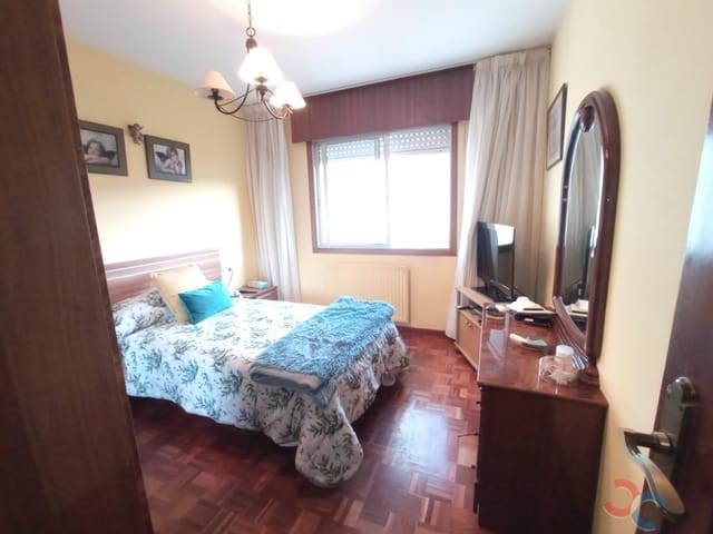 3 sypialnia Mieszkanie na sprzedaż w Marín - 185 000 € (Ref: 9670871)