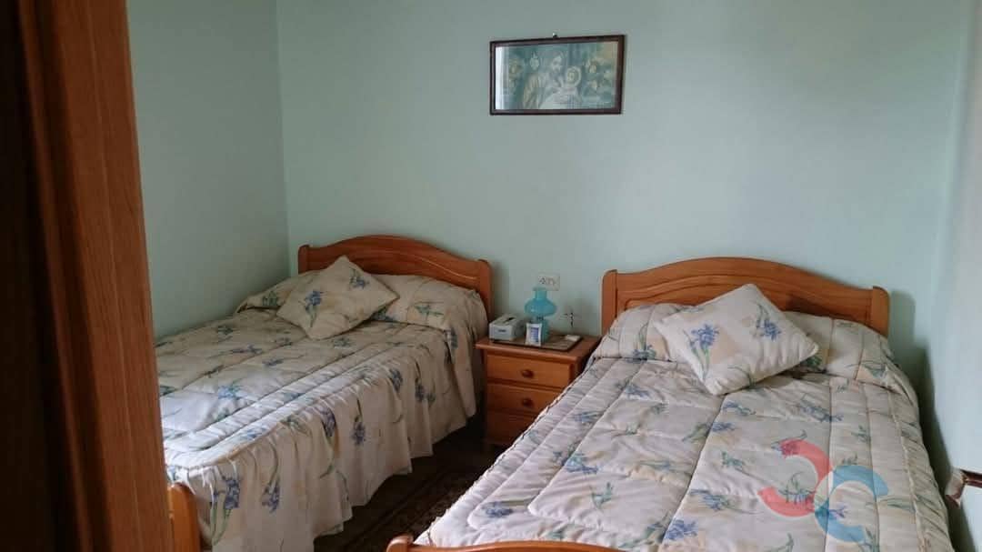 5 bedroom Finca/Country House for sale in Carballedo with garage - € 150,000 (Ref: 9743221)