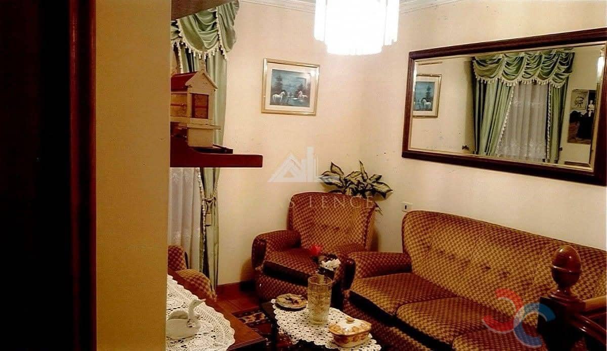 5 bedroom Finca/Country House for sale in Carballedo with garage - € 150,000 (Ref: 9743221)