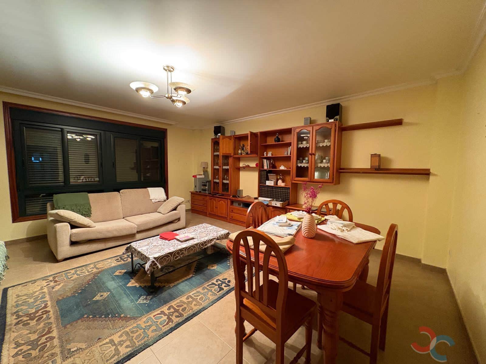 4 slaapkamer Villa te koop in Marin met zwembad garage - € 770.000 (Ref: 9758873)