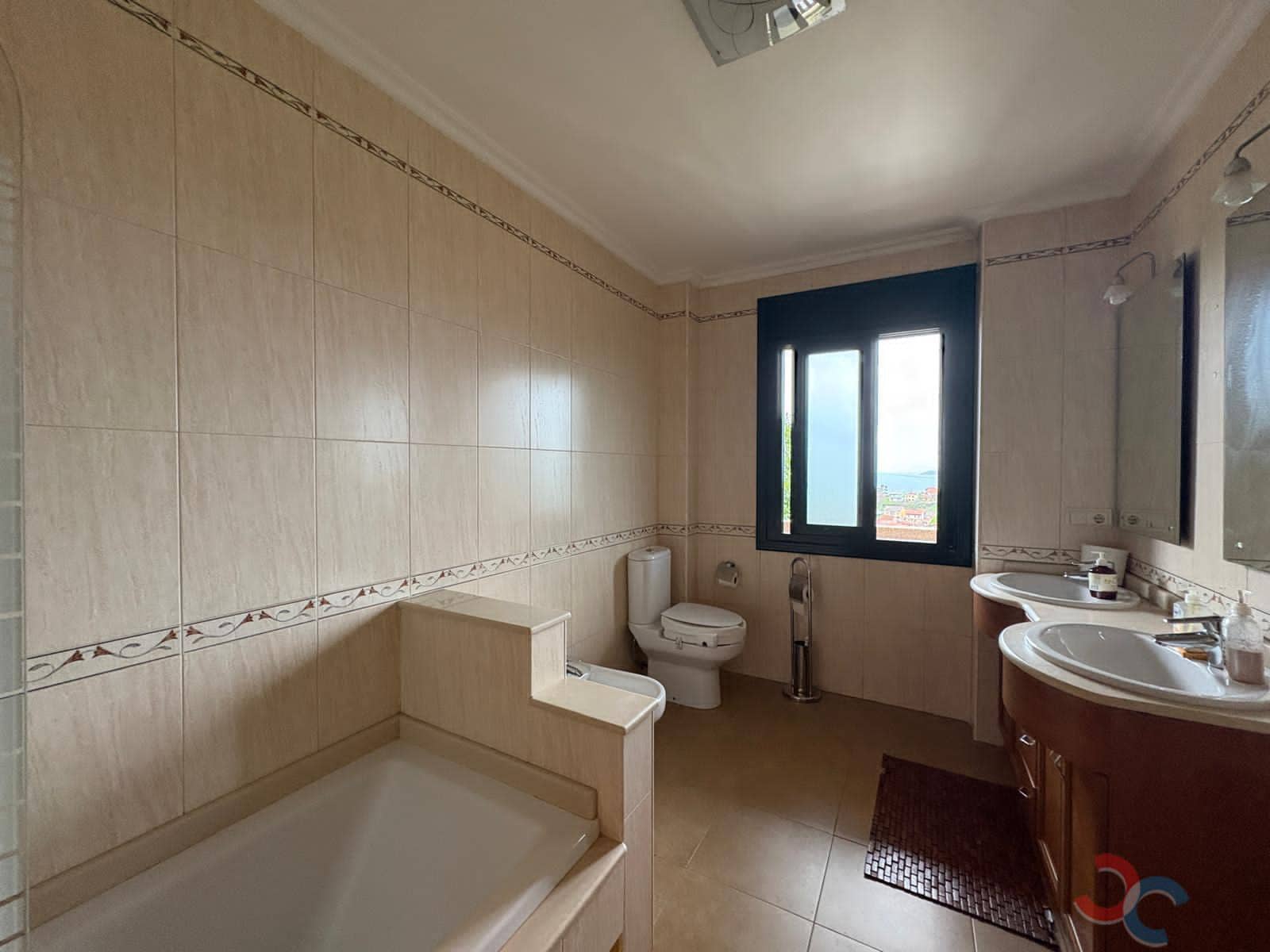 4 slaapkamer Villa te koop in Marin met zwembad garage - € 770.000 (Ref: 9758873)