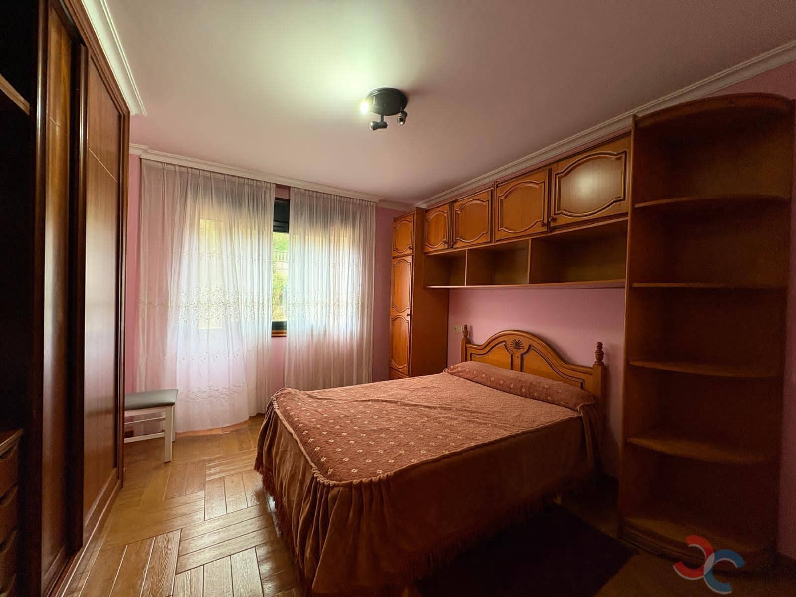 4 slaapkamer Villa te koop in Marin met zwembad garage - € 770.000 (Ref: 9758873)