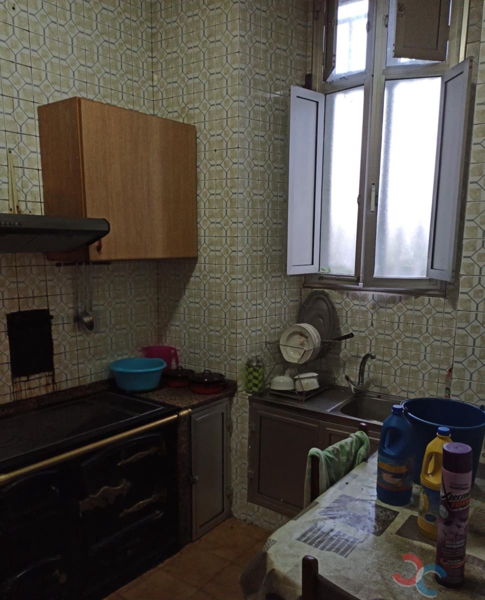 5 soveværelse Finca/Landehus til salg i Cerdedo-Cotobade - € 110.000 (Ref: 9778305)