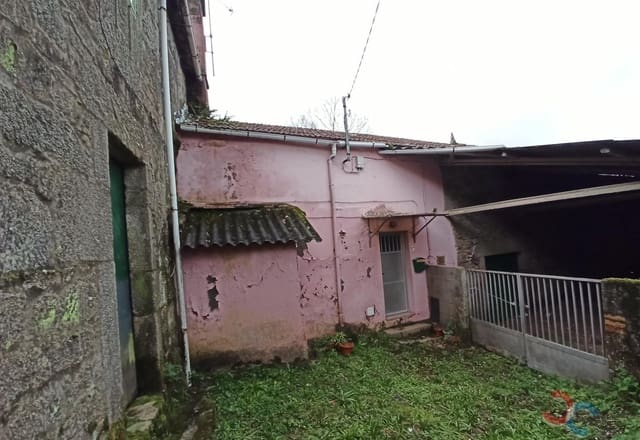 5 soveværelse Finca/Landehus til salg i Cerdedo-Cotobade - € 110.000 (Ref: 9778305)