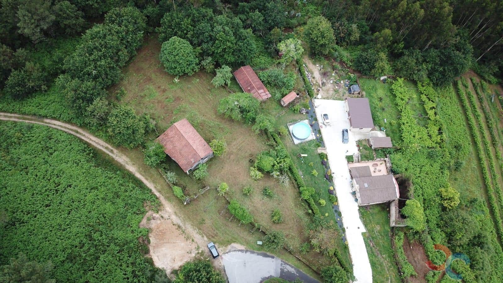 5 soveværelse Finca/Landehus til salg i Becerrea - € 180.000 (Ref: 9819644)