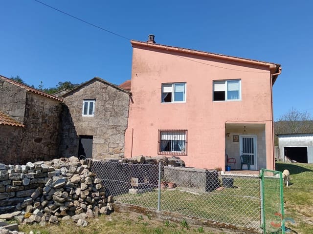 4 chambre Finca/Maison de Campagne à vendre à Pontevedra ville avec garage - 350 000 € (Ref: 9830407)