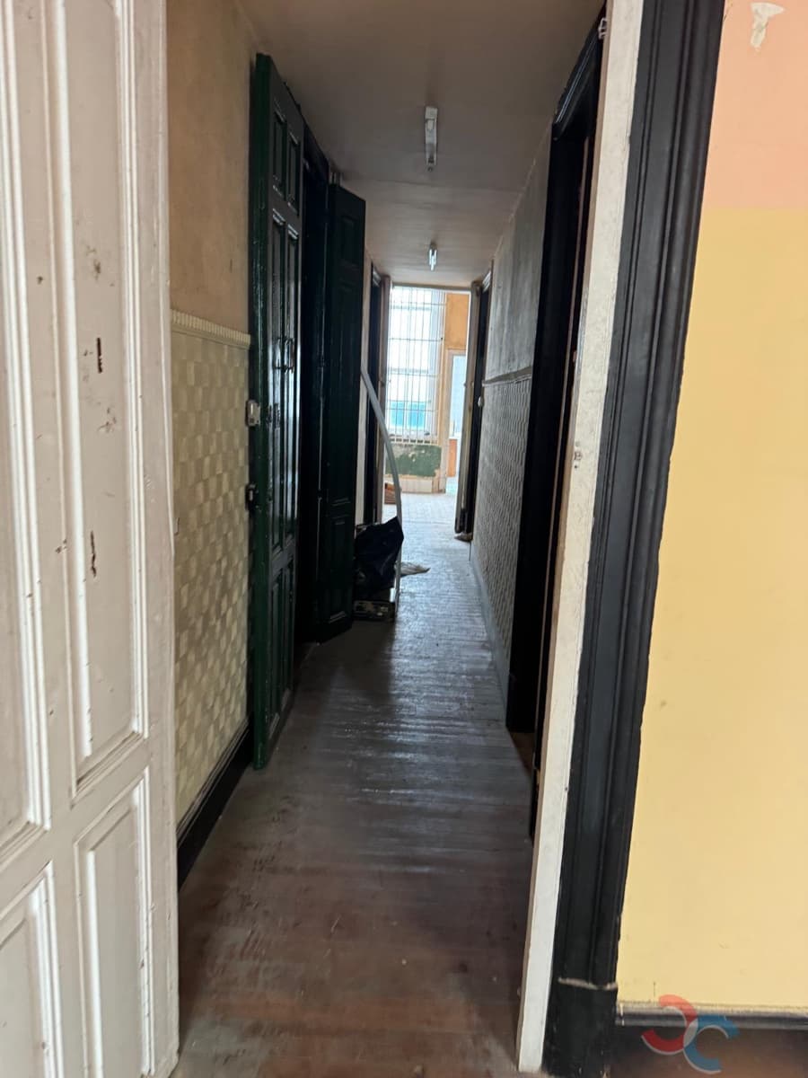 6 bedroom Flat for sale in Marin - € 120,000 (Ref: 9848389)