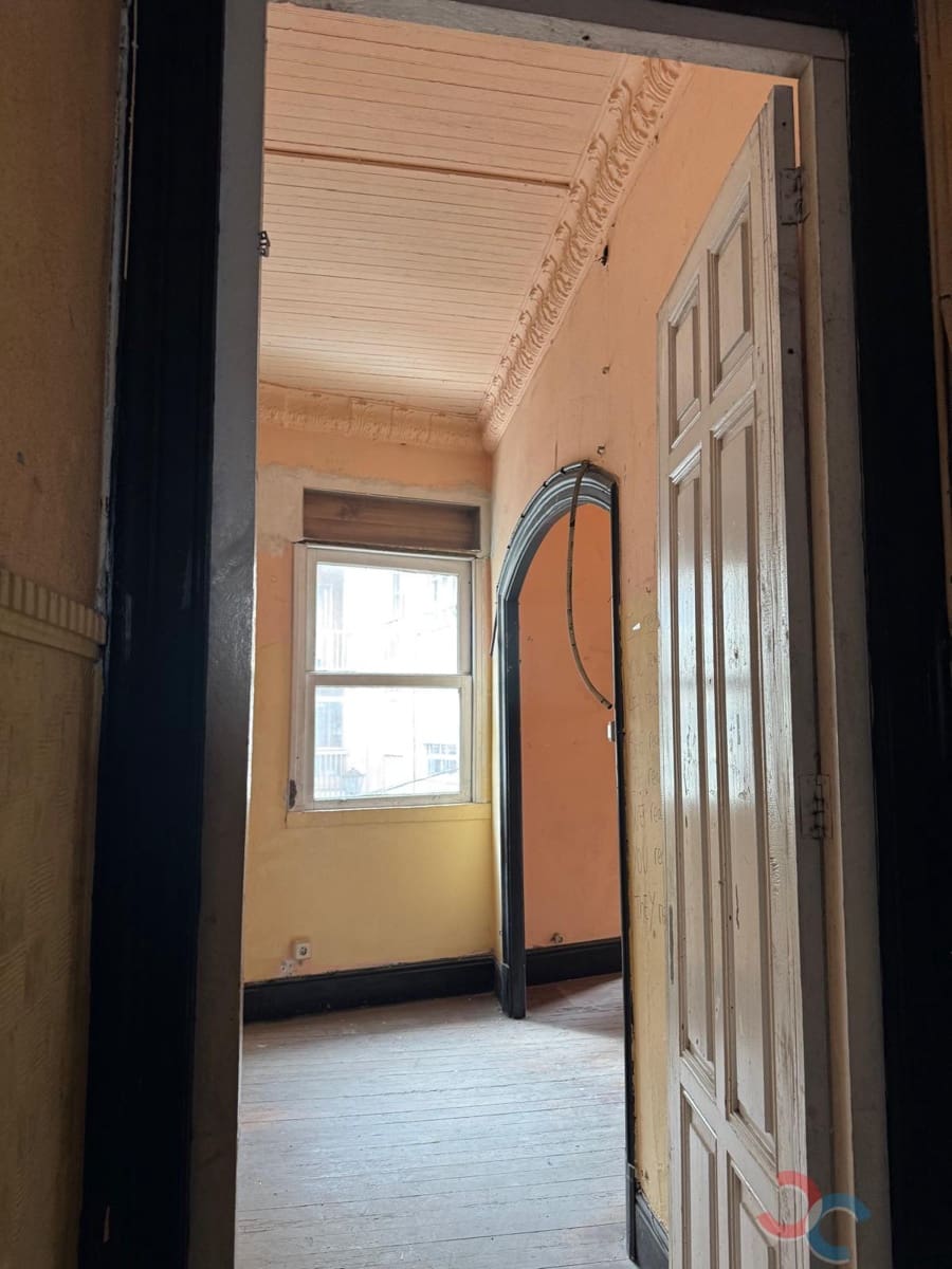 6 bedroom Flat for sale in Marin - € 120,000 (Ref: 9848389)